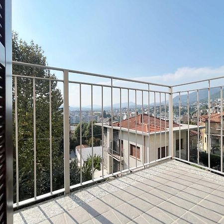 Appartamento Confortevole Con Terrazza 코모 외부 사진