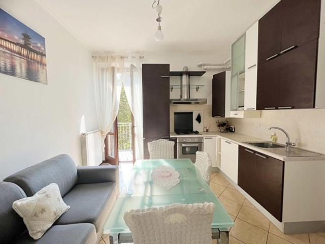 Appartamento Confortevole Con Terrazza 코모 외부 사진